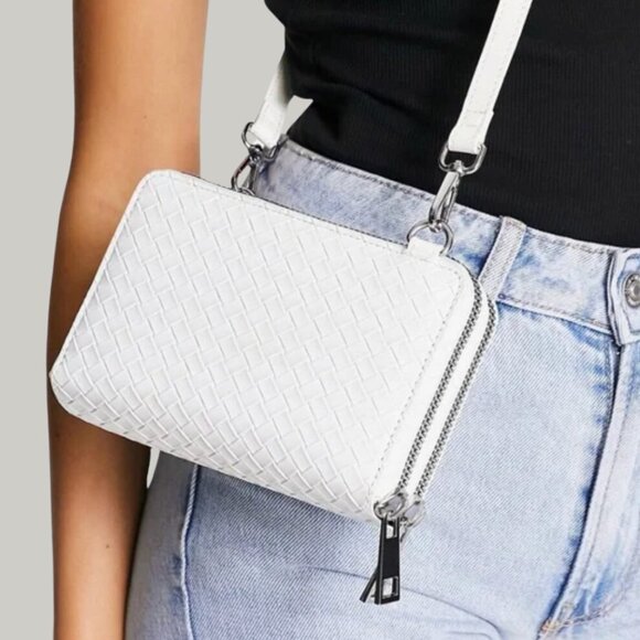 ASOS Handbags - EUC Double Zip Crossbody Bag